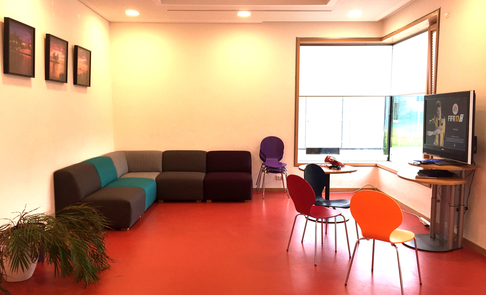 B5b06b3516ce0d4b5c4b3814c4524fd31b51c51d